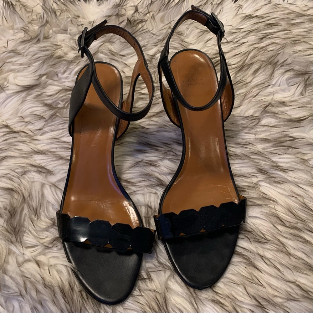 Aquatalia Heels